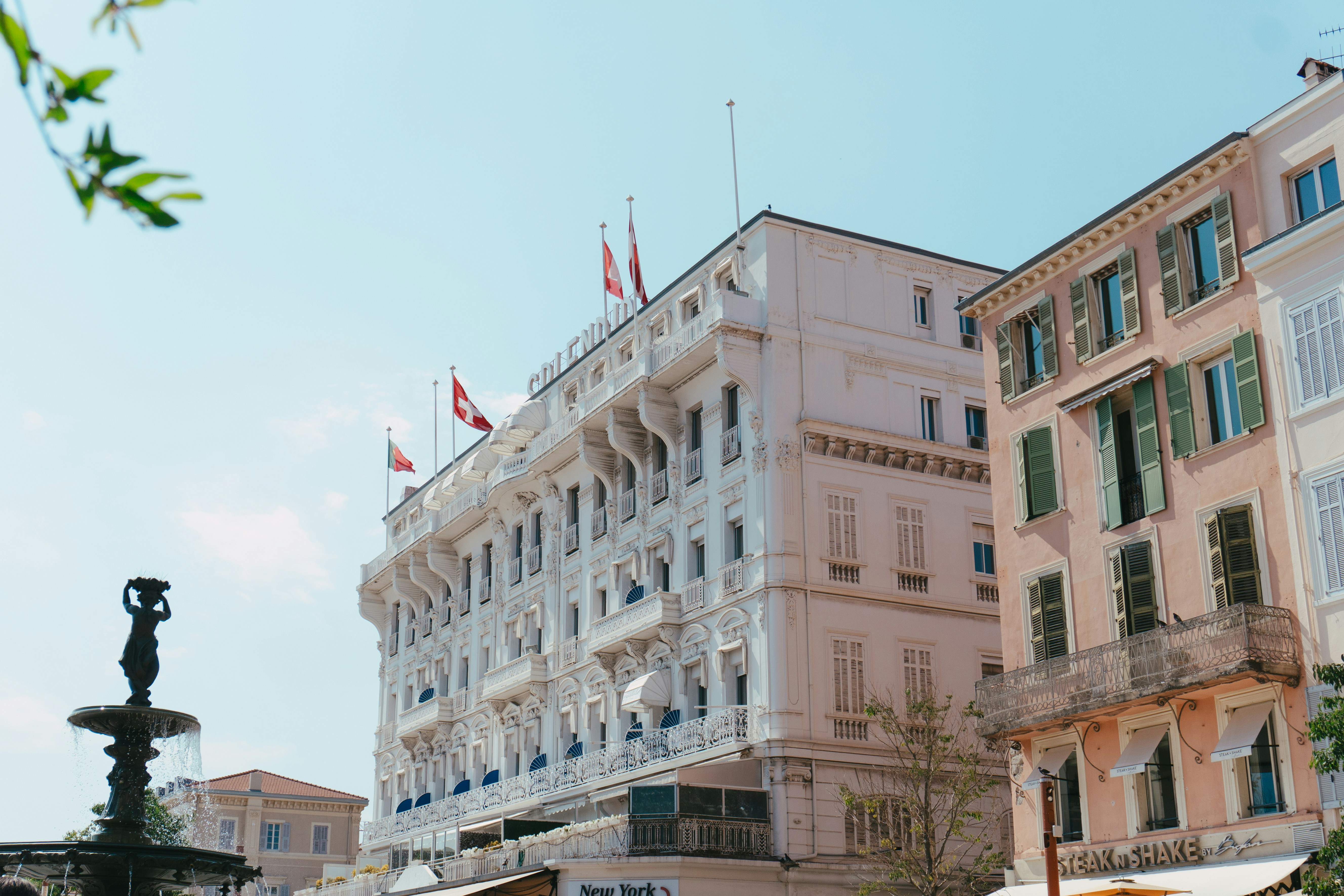 Grand Palace Hotel 4